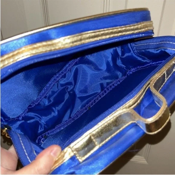 makeup purse - Picture 4 of 4